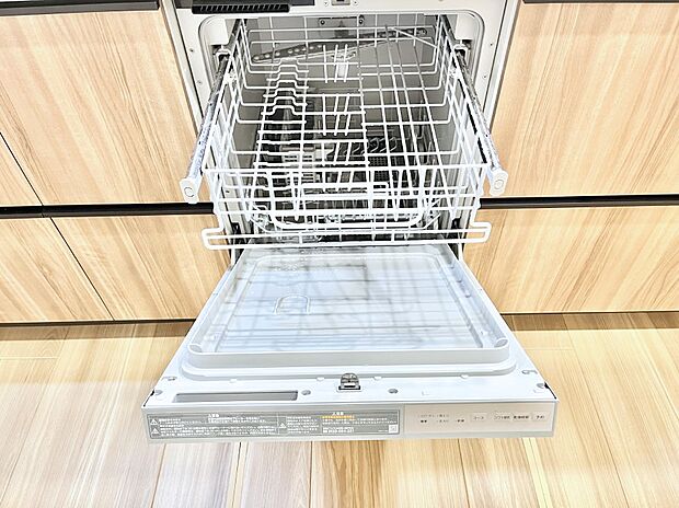 【その他設備(食洗機)】◆1号棟◆面倒なお片づけは食洗機にお任せ!家事の負担が減って、時間にも気持ちにもゆとりができます。