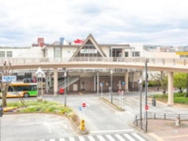 JR青梅線「河辺」駅まで2100m バスで11分「万場坂」バス停から徒歩5分