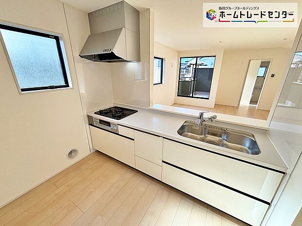 ☆物件の陽当りや通風・仕様設備やお部屋の大きさの比較、近隣・周辺環境や街並みなど、資料には掲載していない情報が現地にはたくさんあります。ぜひ、建物だけでなく周辺環境もご確認ください！