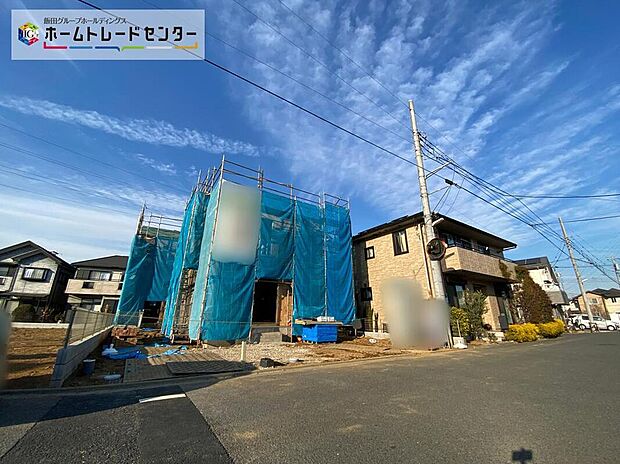 京王線「百草園」駅まで徒歩6分の駅チカ物件☆長期優良住宅認定を受けた、安心して暮らせる住宅です。駐車スペースも、お住まい・車種により2台分完備！