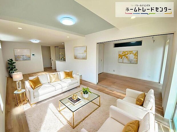 ☆Living Room☆☆忙しく過ぎゆく日常を置き去るほど、ゆったりした時間が流れる住環境。『快適』とは「家」と「街」と「環境」が調和した時に訪れるだと改めて感じさせる永住(家具はCGです)