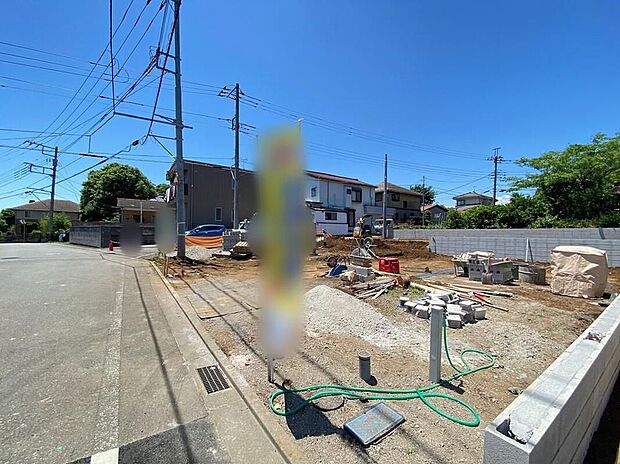 ☆一戸建ての大きなメリットは、「自分の土地」を自由に使えること。好きなペットが飼えるほか、ガーデニングやＤＩＹ、車やバイクの手入れなど様々な趣味を楽しめます♪