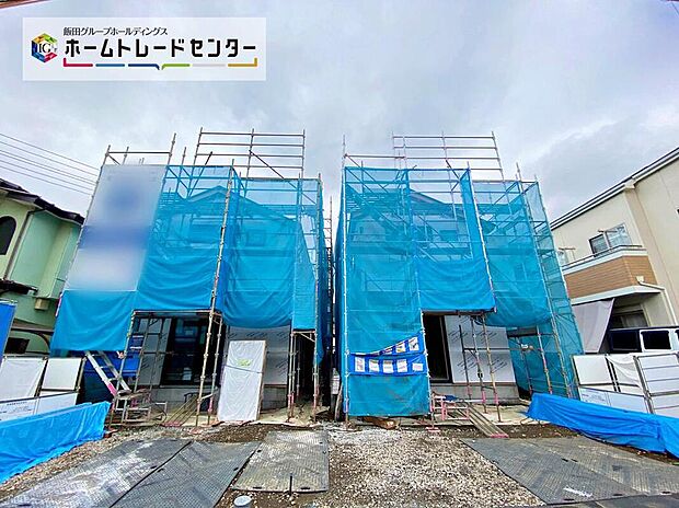 ☆街に溶け合う美しい景観を生みだしているにも関わらず、採光や風通しを考えて設計された間取り。近隣との視線を考え、街全体で調整される窓位置。外観だけでなく、そこに住まうご家族の心地よさを最優先しました。