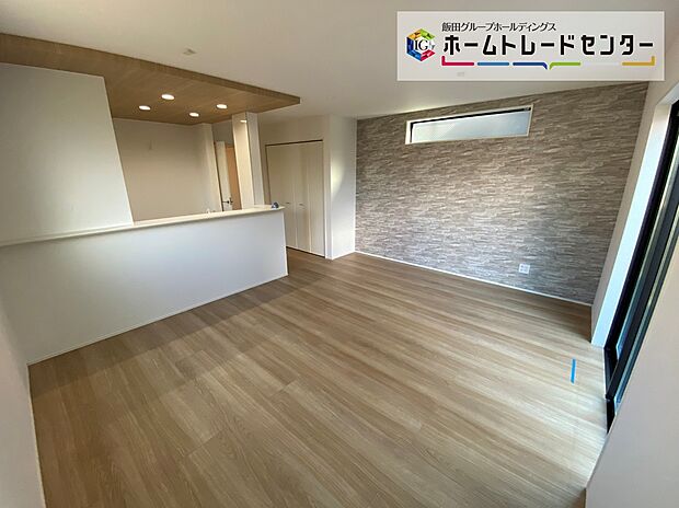 【☆Living　Room☆ 】☆Living　Room☆
お子さまは、ご飯の支度を頑張っているご家族の姿が見えると安心。手伝いたいという気持ちになるなど、お手伝いの習慣も育ちやすいですよ♪