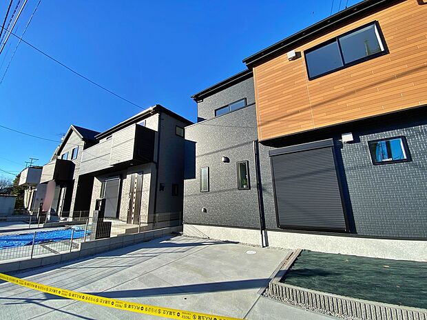 【現地外観写真】☆今日も、明日も、この街で、きっと誰かがしあわせになる物語が描かれていくはずです。毎日の何気ない『いってきます』『ただいま』に幸せを感じられる、そんな住まいのもっと先へ…

