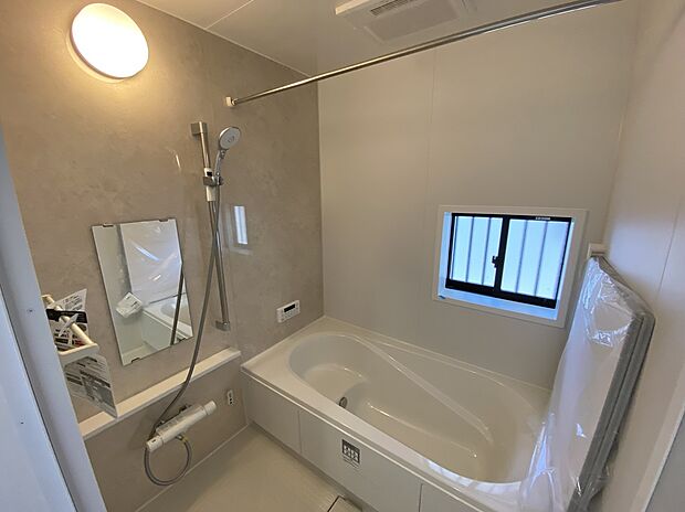 【リビング以外の居室】家族とのコミュニケーションを促進する拘り設計。快適な居住空間を演出し、都市型生活をより潤いある時間へ代えてくれます♪