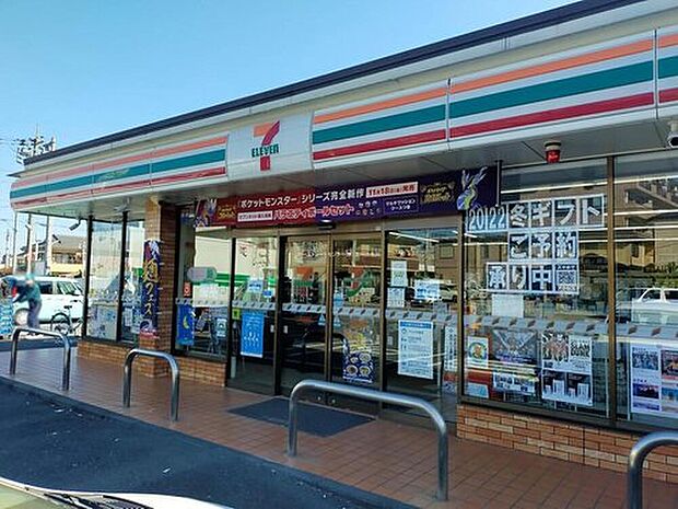 セブン-イレブン 八王子富士森公園北店（約750m）