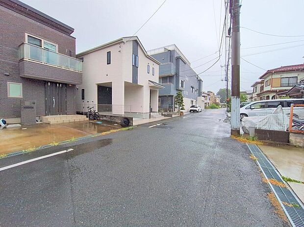 【前面道路含む現地写真】当日のご見学予約も承ります。同じものは２つとない「夢のマイホーム」との出会いが待っているかもしれません。