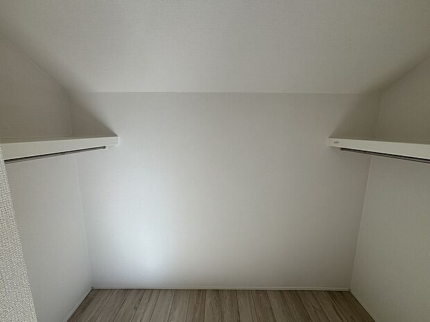 【収納】☆ただ「住まう」だけではございません。気持ち良く住んで欲しい気持ちをこめて…。お住まいの事、住まう街の事、お金の事、何でもご相談下さいませ。