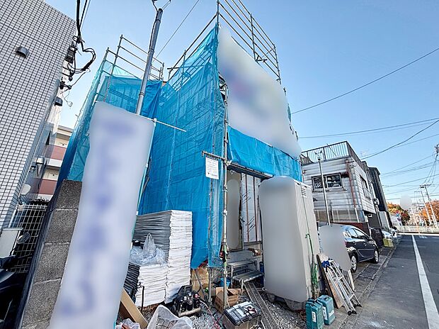 【現地外観写真】
☆ただ「住まう」だけではございません。気持ち良く住んで欲しい気持ちをこめて…。お住まいの事、住まう街の事、お金の事、何でもご相談下さいませ。