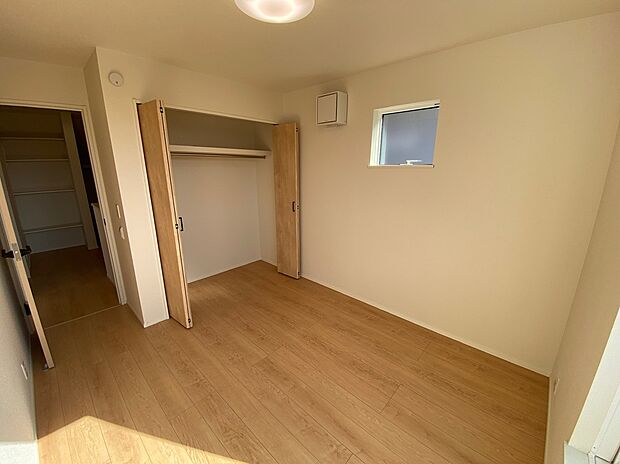 【☆Room☆ 】☆Room☆
住まう方でカスタマイズしていただけるシンプルなデザインの内装。ご自身で素敵な空間を創り上げられます。