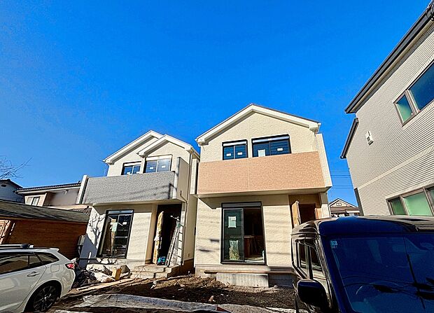 【現地外観写真】☆お客様の求める本当の“住み心地”とは何なのか。そのための一手間一工夫を惜しみません！美しく、そして毎日の暮らしを考慮したお家は機能性の高い住まいにさせます！！