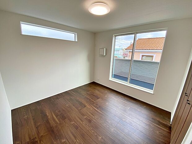 【☆Room☆ 】☆Room☆
住まう方でカスタマイズしていただけるシンプルなデザインの内装。ご自身で素敵な空間を創り上げられます。