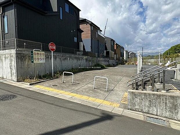 川原公園（約750m）