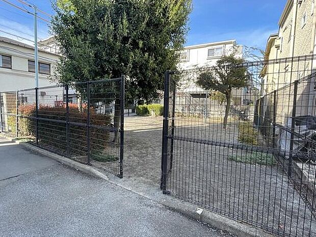 本町あおぞら公園（約2,400m）