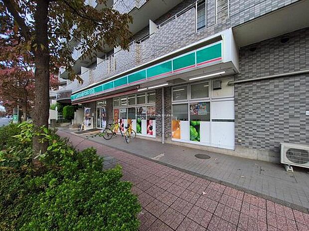 ローソンストア100国立北店(約610m)