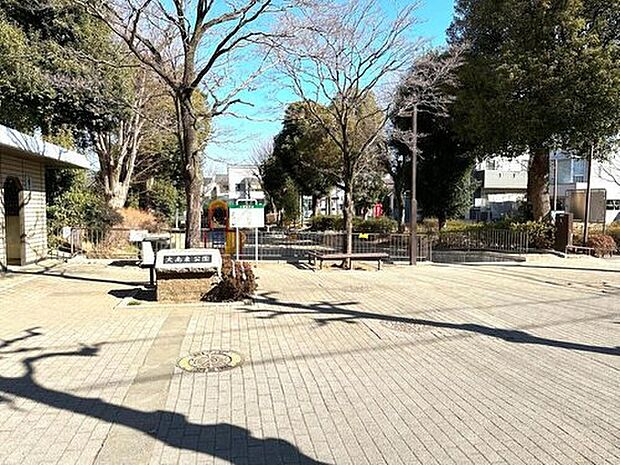 大南東公園(約140m)
