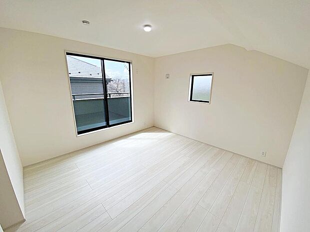 【☆Room☆】家族とのコミュニケーションを促進する拘り設計。快適な居住空間を演出し、都市型生活をより潤いある時間へ代えてくれます♪