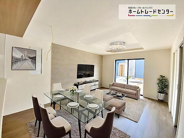 【☆Living Room☆ 】☆Living Room☆
ここにはみんなが集い、食事と楽しい会話が始まる。話に夢中になるとついつい時を忘れ夜半過ぎになってしまう。そんな束の間の幸せを感じさせてくれる場所となること(家具はCGです。