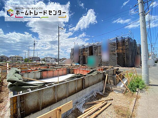【現地外観写真】☆忙しく過ぎゆく日常を置き去るほど、ゆったりした時間が流れる住環境。『快適』とは「家」と「街」と「環境」が調和した時に訪れるだと改めて感じさせる永住邸がこちらです。