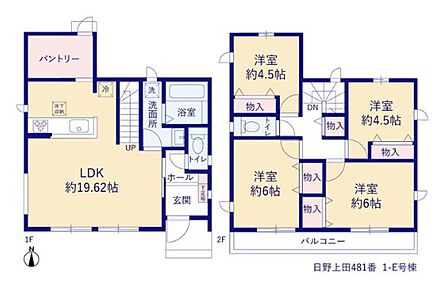 大型パントリーのあるプラン♪
食料品のストックだけでなく、調理家電や、季節物の家電もスッキリしまえる広さ◎全居室2面採光の明るい間取りです☆ 