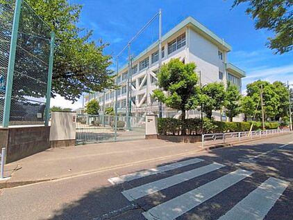 立川市立立川第九中学校 550m (徒歩7分)