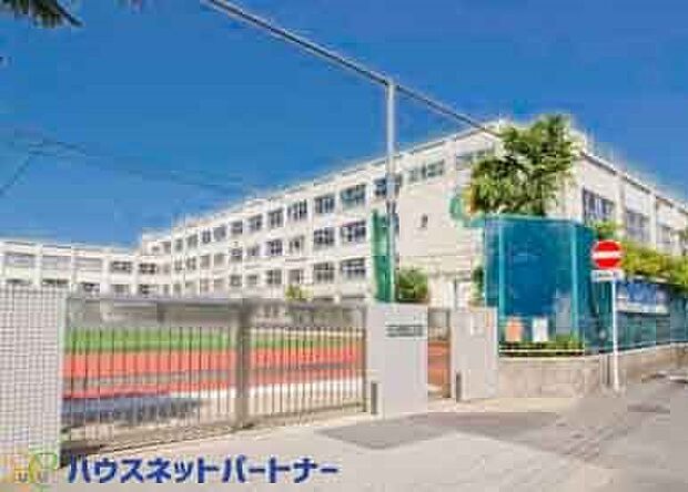 西新井第一小学校(約700m・徒歩9分)