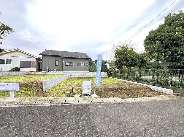 【ブランピュール武蔵新城　全3棟　2025.10.4　現地写真】部屋数を増やすよりも必要な場所に必要な収納を作るべきではないか。家事動線をスムーズにする方が、余裕のある暮らしができるのではないか。家を買うシーンは、家族の未来を考えるとき。