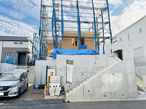 【現地写真(2024年9月29日現在）】ようこそ、TAKI HOUSEの女性にやさしい、自然素材の家へ♪ブランピュール藤が丘全11棟　藤が丘駅徒歩12分駅・市が尾駅徒歩16分♪
