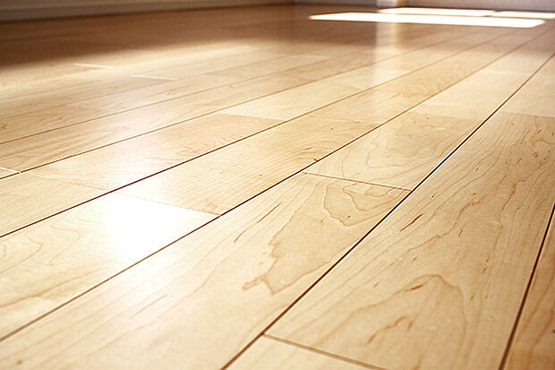 【TAKI HOUSE■味わい深い天然木のフローリング】TAKI HOUSEの家は、玄関から一歩足を踏み入れると天然木複合フローリングの心地よさとぬくもりが伝わります。
その感触はもちろん、視覚的な木目のやわらかさや自然の濃淡、香りも、住まう人の心をなごませてくれます。
年月を経る中で、太陽光、照明などの光や、熱の影響によって濃度が増したり薄くなったり、様々に変化する天然銘木。同じ部屋に置かれる家具などの経年変化と同調して、程よいバランスを保ちます。一緒に暮らすほどに、味わい深く変化していく一枚一枚違う木目の表情を楽しむ事ができます。