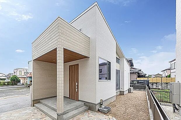 【LIMINI（リミニ）Perhe（ペルヘ）】『住まいが人生の負担にならないように』、その願いを込めた究極の平屋【リミニ　ペルヘ】。住宅はいらないと考える方たちの声に応えるために誕生したゼロLDKの平屋。