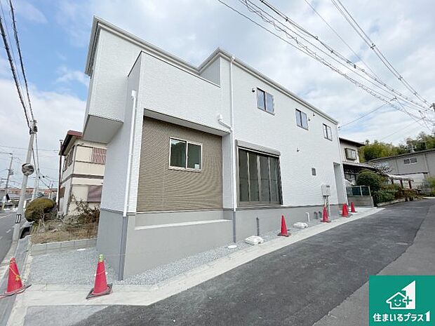安心の10年保証!外観を美しく保ち、雨水で汚れを落とします!気になることがありましたら、お気軽にお問い合わせください!