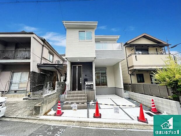 ずっと住んで頂きたいから何年たっても流行に左右されないシンプルかつスタイリッシュな外観！ 