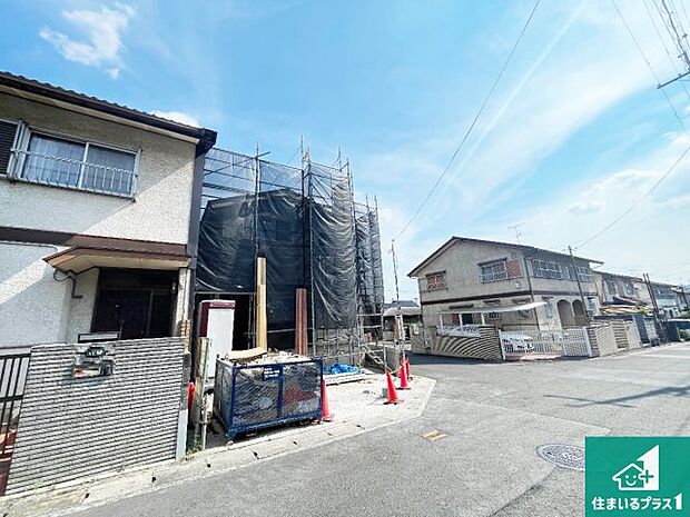 シンプルなリビングは、観葉植物等のインテリアを楽しめますね!パパ好みにも、ママ好みにも家具次第で雰囲気を変えることができます!