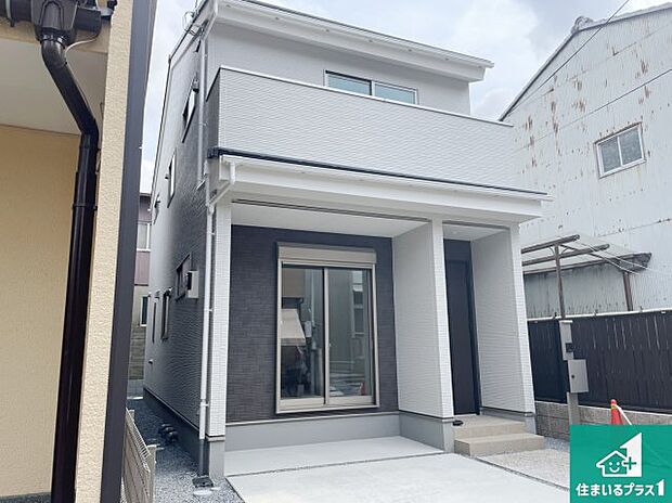 【外観】安心の10年保証！外観を美しく保ち、雨水で汚れを落とします！気になることがありましたら、お気軽にお問い合わせください！