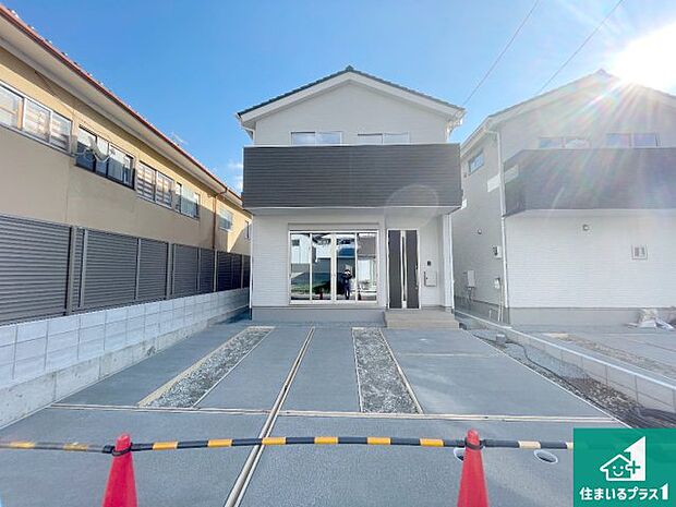 【外観】安心の10年保証！外観を美しく保ち、雨水で汚れを落とします！気になることがありましたら、お気軽にお問い合わせください！