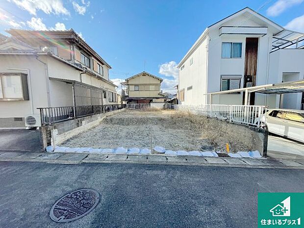 【外観】現在建築中！落ち着いた街並みで新生活を始めることが出来そう！周辺の物件も併せてご紹介させて頂きます！