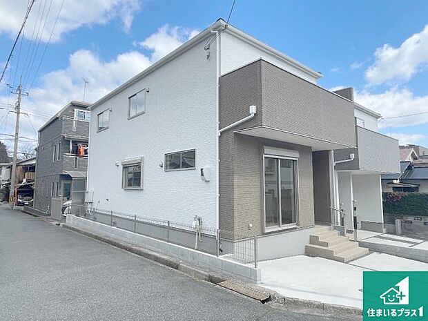 【外観】安心の10年保証!外観を美しく保ち、雨水で汚れを落とします!気になることがありましたら、お気軽にお問い合わせください!