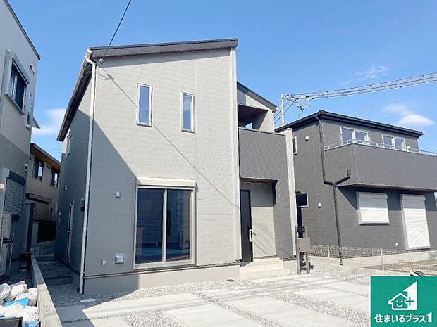 【外観】安心の10年保証！外観を美しく保ち、雨水で汚れを落とします！気になることがありましたら、お気軽にお問い合わせください！