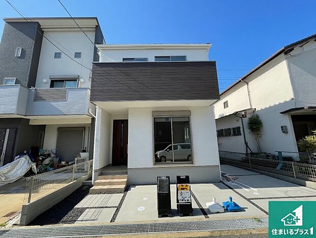 【外観】安心の10年保証！外観を美しく保ち、雨水で汚れを落とします！気になることがありましたら、お気軽にお問い合わせください！