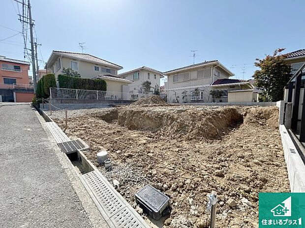 現在建築中!落ち着いた街並みで新生活を始めることが出来そう!周辺の物件も併せてご紹介させて頂きます!