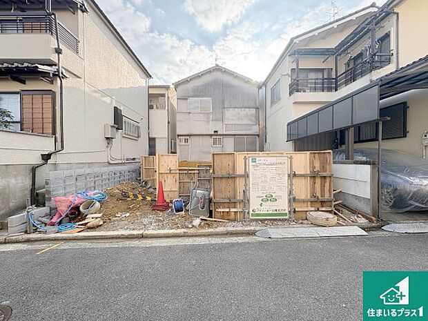 現在はこんな感じです。完成までが待ち遠しいですね。