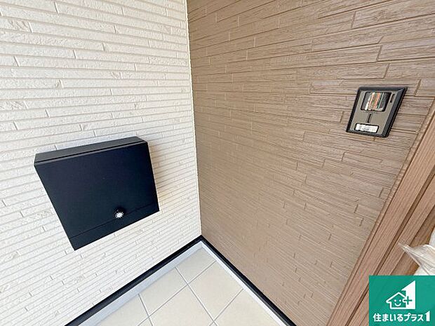 【外観】安心の10年保証!外観を美しく保ち、雨水で汚れを落とします!気になることがありましたら、お気軽にお問い合わせください!