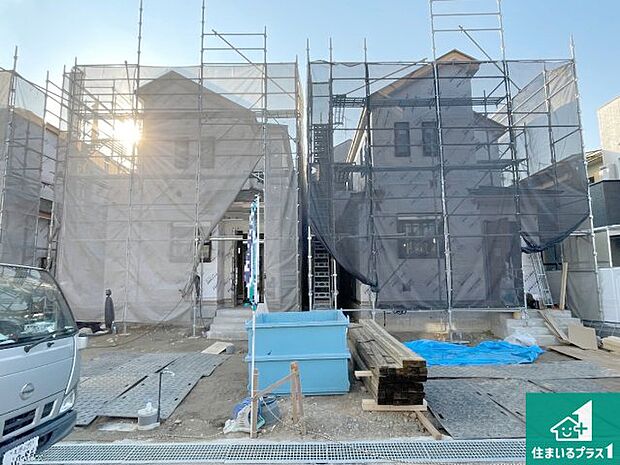 【外観】周辺は落ち着いた街並みの住宅地！子育てがしやすい住環境です！まだ未完成ですが、現地でしかわからない事もございます。是非一度ご覧ください。