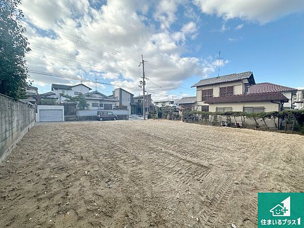 【外観】現在建築中!落ち着いた街並みで新生活を始めることが出来そう!周辺の物件も併せてご紹介させて頂きます!