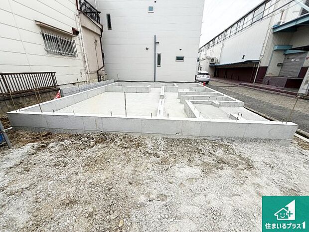 【外観】周辺は落ち着いた街並みの住宅地！子育てがしやすい住環境です！まだ未完成ですが、現地でしかわからない事もございます。是非一度ご覧ください。