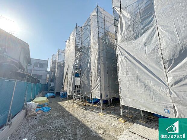 【外観】現在建築中！落ち着いた街並みで新生活を始めることが出来そう！周辺の物件も併せてご紹介させて頂きます！