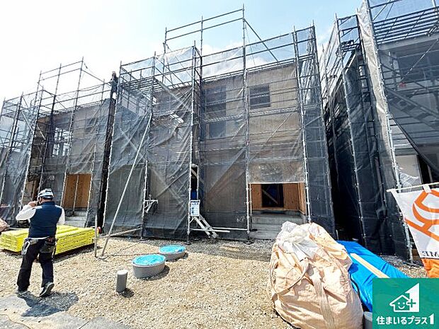 【外観】現在建築中！落ち着いた街並みで新生活を始めることが出来そう！周辺の物件も併せてご紹介させて頂きます！