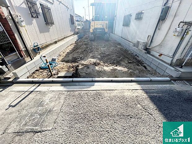 【外観】周辺は落ち着いた街並みの住宅地！子育てがしやすい住環境です！まだ未完成ですが、現地でしかわからない事もございます。是非一度ご覧ください。