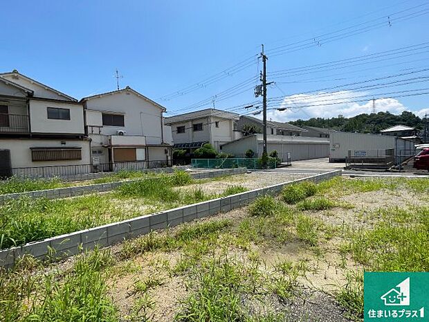 【外観】現在建築中!落ち着いた街並みで新生活を始めることが出来そう!周辺の物件も併せてご紹介させて頂きます!